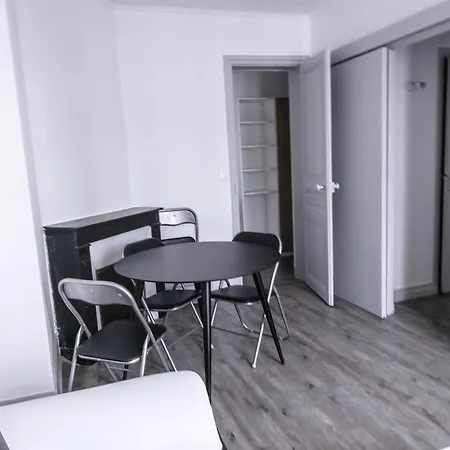 Appartamento Luckey Homes - Rue Dulac Parigi